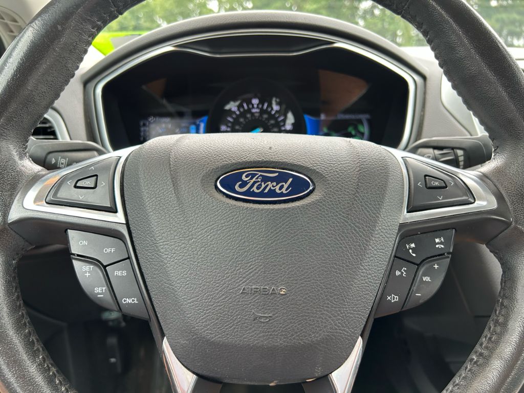 2015 Ford Fusion Energi Titanium - Photo 9