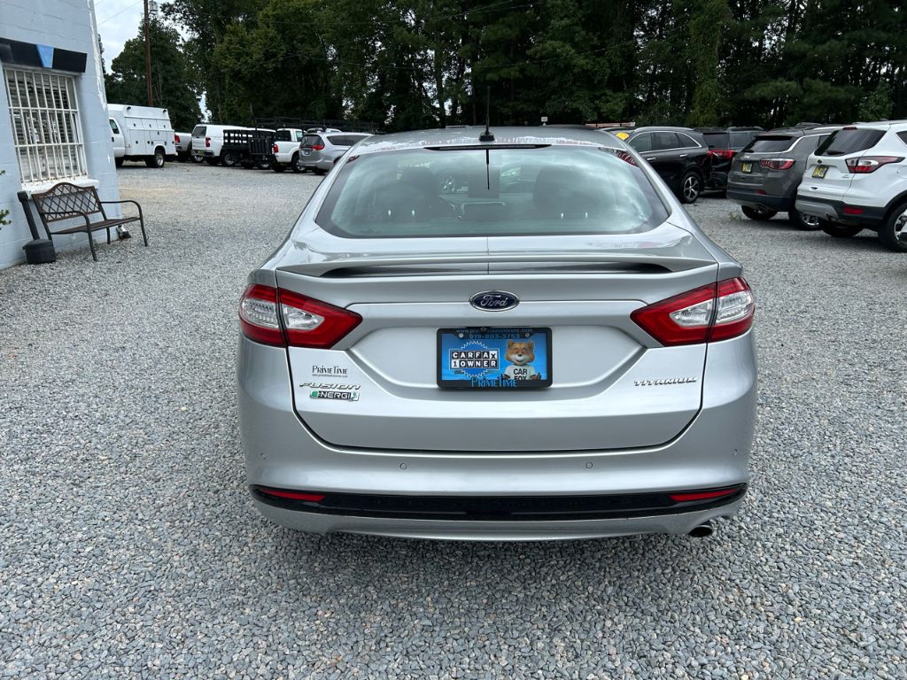 2015 Ford Fusion Energi Titanium - Photo 17