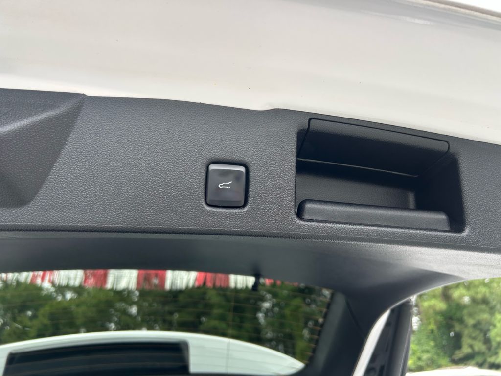 2022 Ford Escape SE - Photo 14